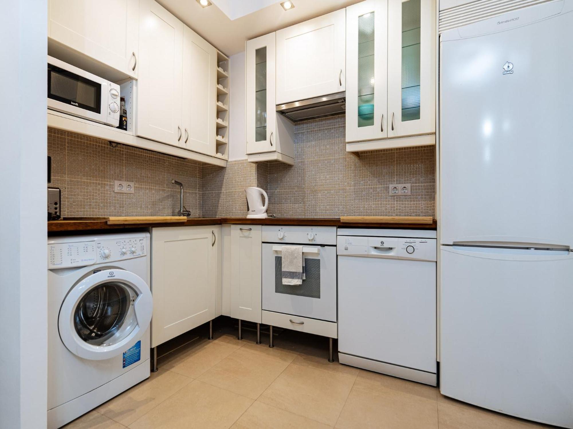 Apartment Beachside With Shared Pool Marbella