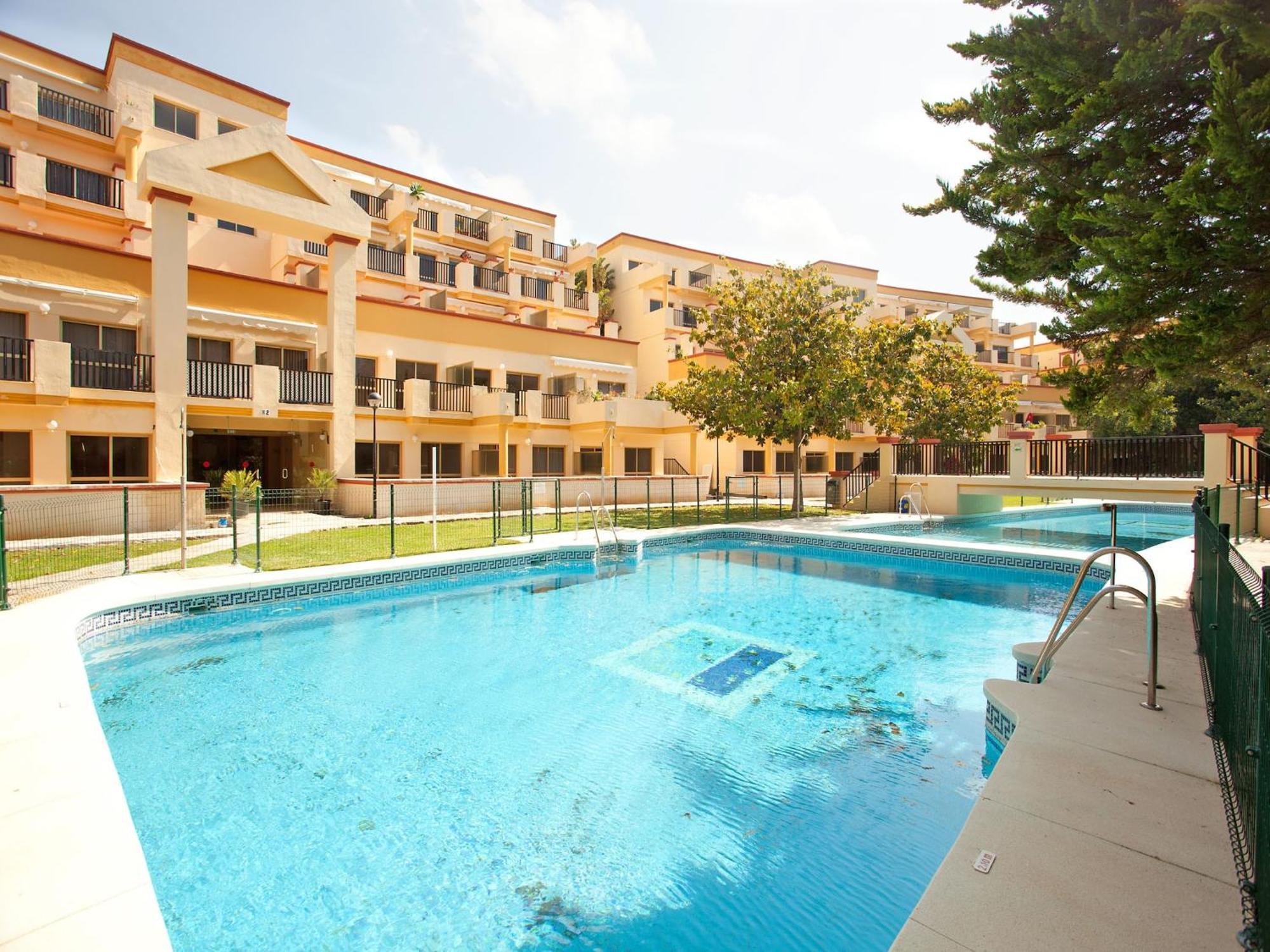 Beachside With Shared Pool